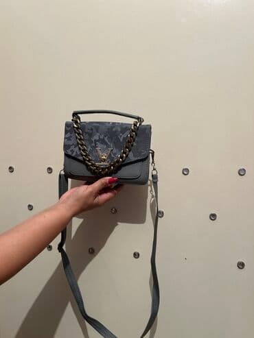 qedimi mirvari: Çanta dəsti, Louis Vuitton, İşlənmiş — 2