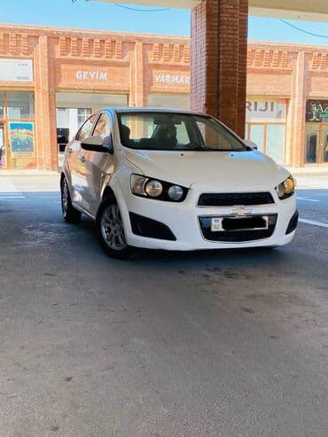 əyləc diskləri: Chevrolet Aveo: 1.4 l | 2012 il 214523 km Sedan — 4