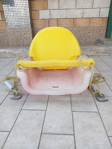 ustul: Uşaq yelləncəyi – asma tipli, plastik oturacaqlı. Xüsusiyyətlər: - — 2