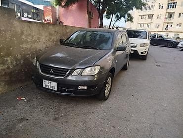 ravon 2: Mitsubishi Airtrek: 2 l | 2002 il 380000 km Ofrouder/SUV — 1