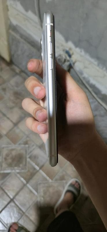 7 iphone: IPhone 11, 128 GB, Ağ, Barmaq izi, Simsiz şarj, Face ID — 3