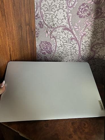 lenovo notebook: Lenovo noutbuk - Model xətti: Lenovo (gümüşü korpus, nazik və yüngül — 1