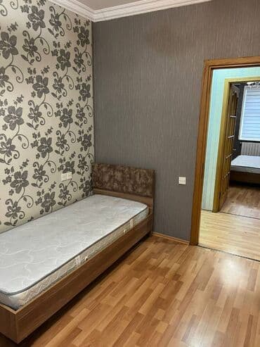 otaq yoldaşı qız: Gənclik metrosunun dedoqorqut parkına yaxın drujba kinoteatrina yaxın — 9