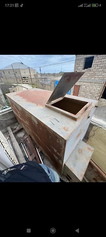 Bak, Metal, 2500 l l, İşlənmiş