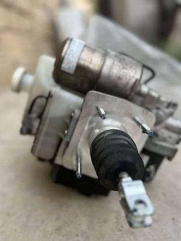 jitkis tormuz: Mitsubishi pajero ABS matoru işlək vəziyyətdə Təsvir: - AISIN — 1