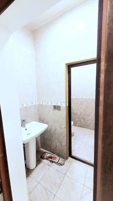 qəbələ kirayə evlər günlük: İcareye verilir. Göyçay ş. tam mərkəzdə çox əla yerdə 3 mərtəbə + — 16