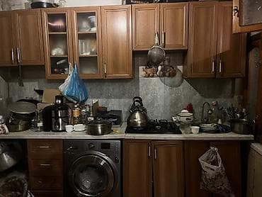 Mətbəx mebel dəsti – üst və alt şkaflar komplekti - Material: taxta