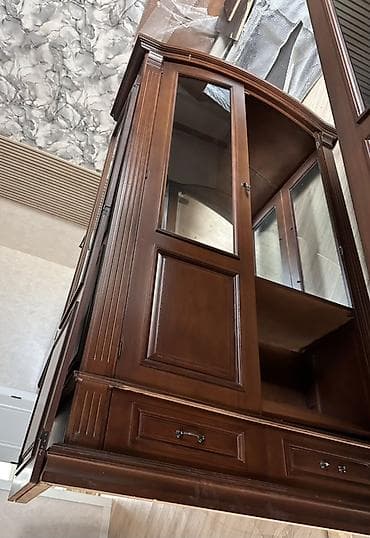 drel dəst: Klassik üslubda taxta mebel dəsti Qorka, balaca bufet, TV alti — 2