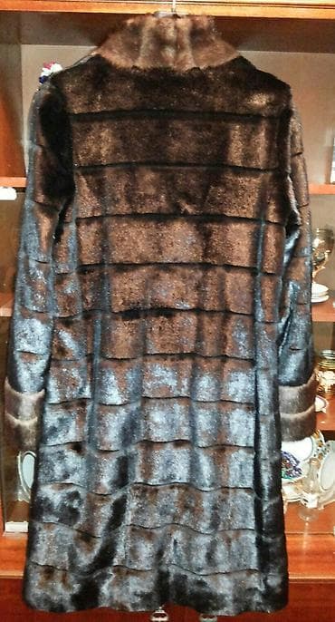 devit 3 qiyməti: Az geynilib. Razmer L (40) razmerdi.Yaxshi veziyyetdedi. Qiymeti 130 — 10