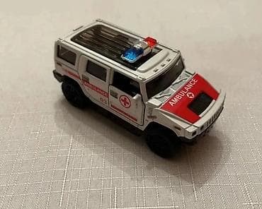 oyuncaq kassa: Uşaq oyuncağı – Ambulans SUV maşın - Korpus: metal və plastik — 2
