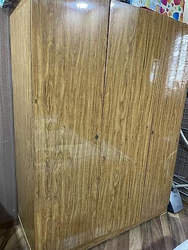 Satılır işlənmiş yataq otağı mebel dəsti. İstehsal: Krasnodar. Yaxşı — 1