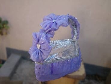 niwan xoncalari: Xonçalar 4 ədətdir. 1 ədədi 10 azn. Toy və nişan üçün Xoncalar xonca — 5