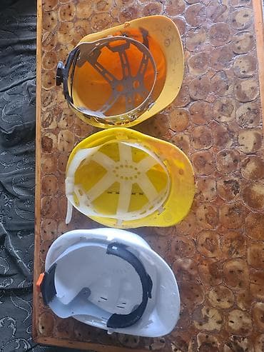 palt: Tikinti isi ucun kaska papaq prablemsiz.sarilar 5-10azn ag 20azn.unvan — 2