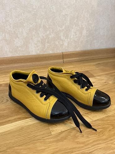 Детская обувь: Brand MimiSol
Новые 
Кожа
Размер 31
Цена 20 — 1