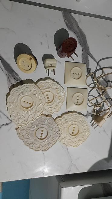 elektron metre: Məhsul: Sovet istehsalı elektrik aksesuarlarının kolleksiya dəsti — 1