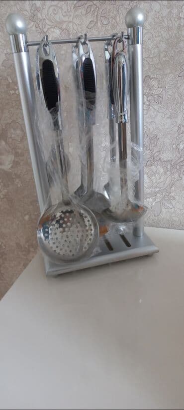 Şirəsıxanlar: Mətbəx alətləri dəsti – stendli - Material: paslanmayan polad - Dəst — 4