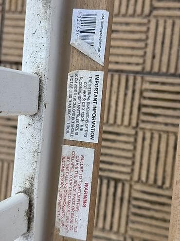 5 ayliq usaq sekilleri: Oğlan və qız üçün, İşlənmiş, Dördbucaq, Beşik, Dəstsiz, Matrassız, Yellənmə mexanizmsiz — 4