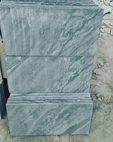 Palasalı göy daş,yerə və hasara vurulur at lalafo.az Palasalı göy daş,yerə və hasara vurulur