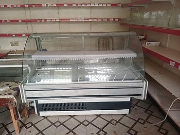 Vitrin soyuducu 950 azn satılır -4 dərəcə Soyudur.ölçü. 150 sm ünvan