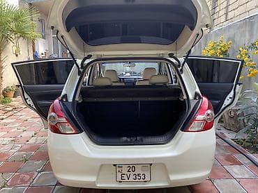 Продажа авто: Nissan Tiida: 1.5 л | 2011 г. Хэтчбэк — 6