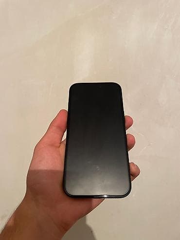 iphone 14 sekilleri: IPhone 15, Qara — 3
