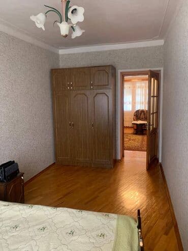 qarayev obyekt: Qaraev metrosuna yaxin 5 mertebeli binanın 5-ci mərtəbəsində — 6