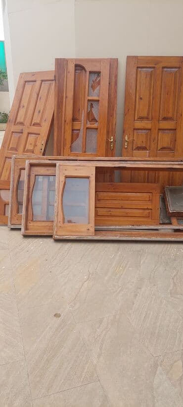 Инструменты: Hamisi alindigi teqdirde qiymet razilasmaq olar — 1