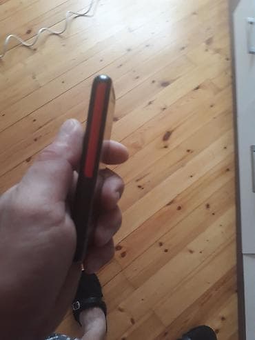 prastoy telfon: Model: nokia (düyməli telefon) Xüsusiyyətlər: - Korpus: kompak, qara — 5