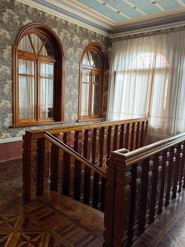 8 otaq, 152 kv. m, Kredit var, Orta təmir — 2