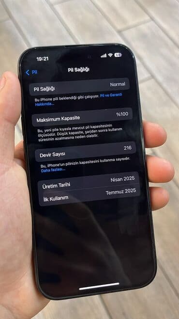 apple iphone 1: IPhone 15, 128 GB, Qara, Face ID — 3