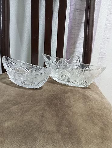 Kəsimli şüşədən 2 ədəd qab dəsti - Material: şəffaf, qalın kəsimli