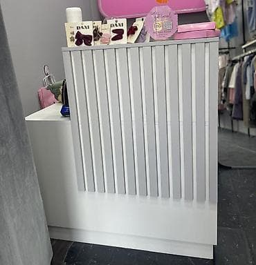 ikinci el mebeller gence: SdEndirim‼️Resepşn masası 130 azn. Təzə kimidir. Ünvan Yasamal.
~SD — 1