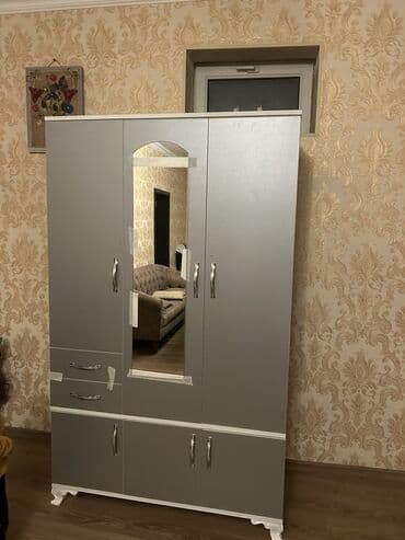 Təmir və tikinti: Açılan, 3 qapılı Düz dolab, Qarderob, paltar dolabı — 5