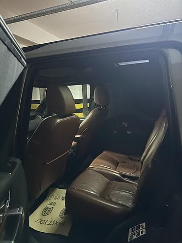 28 matoru: Land Rover Discovery: 3 l | 2012 il 280000 km Ofrouder/SUV — 7