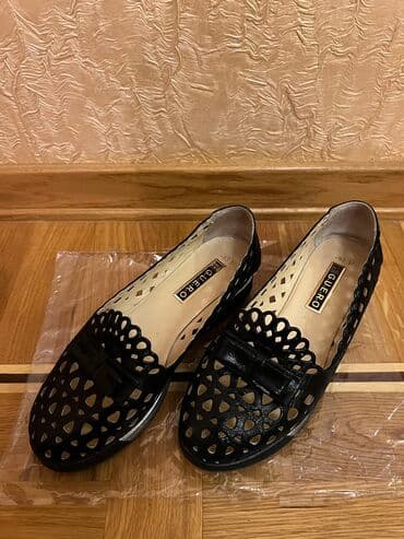 Ölçü: 37, rəng - Qara, Yeni