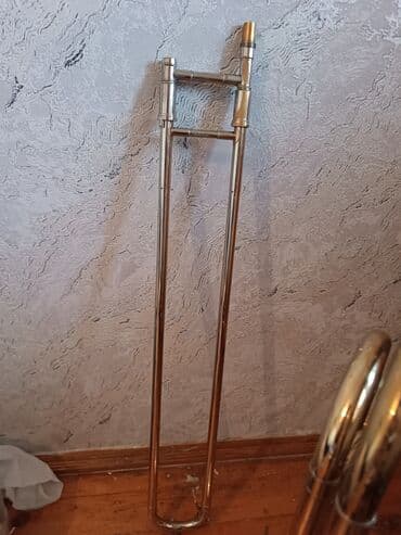 Bu, mis nəfəs alətləri qrupuna aid olan, sürüşmə mexanizmi sayəsində