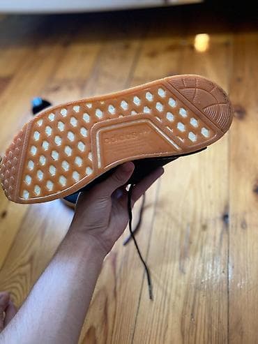 Мужская обувь: Adidas Originals NMD R1 kişi idman ayaqqabısı - Rəng: qara üst, ağ — 10