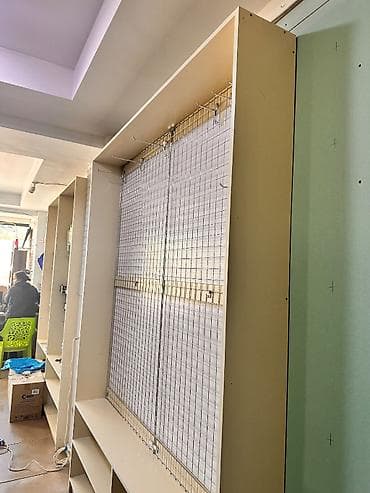 divar vitrini: Mağaza üçün vitrin stendi və şəbəkəli asma sistemi - Modul tipli — 5