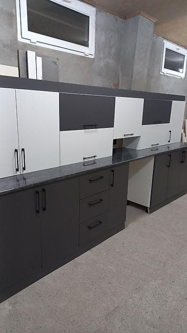 işlənmiş mətbəx masası: Mətbəx mebeli İstifade olunmayıb . uzunlug 3.65 . qiymet 550 man — 3