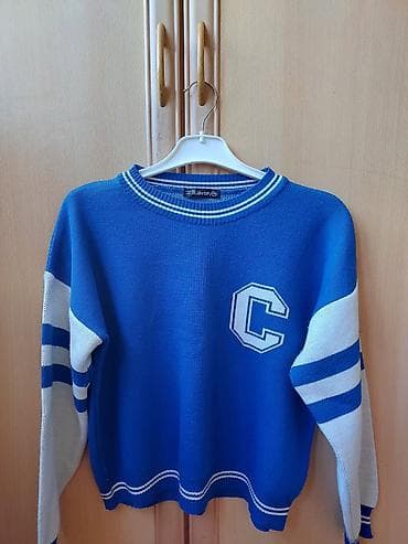 payız geyimləri: Don xaric digərləri 2ci əl geyimdir. Don 10 azn. digərlərinin qiyməti — 8