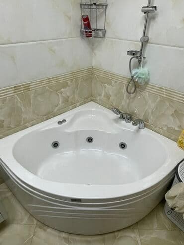 jakkuzi: Jakkuzi, hidromasajlı vanna - Üçbucaq/künc yerləşim üçün dizayn — 3