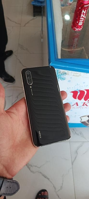 lalafo iphone 11 pro: Xiaomi Mi 9 Lite, 64 GB, rəng - Qara, 
 Barmaq izi — 3