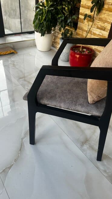 Bağ, çöl oturacaqları: İşlənmiş, Sadə stul, Taxta, Azərbaycan — 3