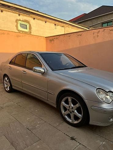 Nəqliyyat: Mercedes-Benz C-Class: 3.2 l | 2003 il Sedan — 6