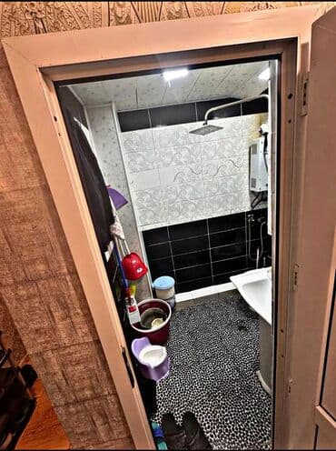 1 otaqli kohnə tikili evlər satilir kohnə binada en ucuz menzilər kub az: Джейранбатан, 2 комнаты, Вторичка, 48 м² — 7