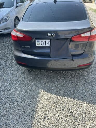 фольксваген гольф 1 6: Kia Forte: 1.8 л | 2015 г. Седан — 14