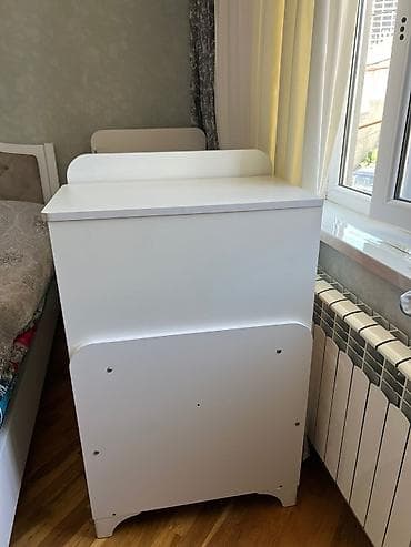 qiz sekiler: Oğlan və qız üçün, İşlənmiş, Dördbucaq, Beşik, Dəstsiz, Matrassız, Yellənmə mexanizmsiz — 2