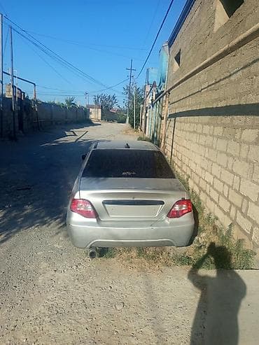 Avtomobil: Daewoo Nexia (sedan), gümüşü rəng Kuzov: 4 qapı, arxa lalafo.az -da Avtomobil: Daewoo Nexia (sedan), gümüşü rəng Kuzov: 4 qapı, arxa
