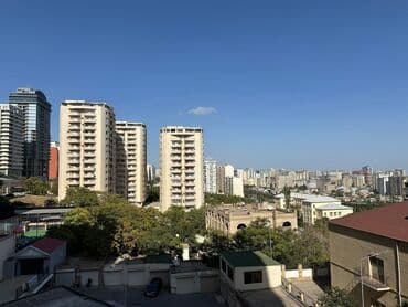 elmlər kirayə: Bu kirayə mənzil rahat yaşayış üçün uyğun geniş bir otaq təklif edir — 3