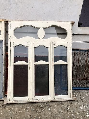 Taxta çərçivəli klassik pəncərə blokları - Üslub: Şərq naxışlı